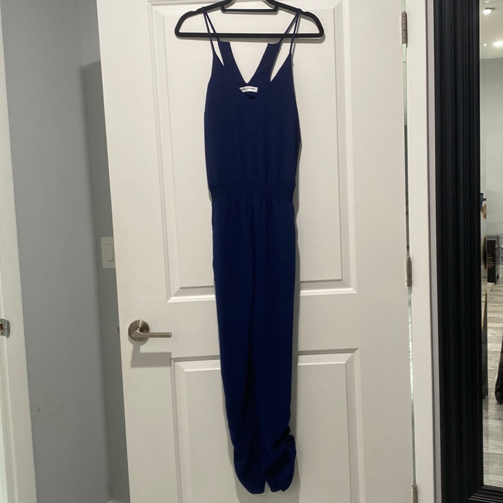 Navy blue pants suit